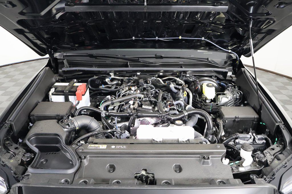 Thumbnail: 2025 Toyota 4Runner - 16