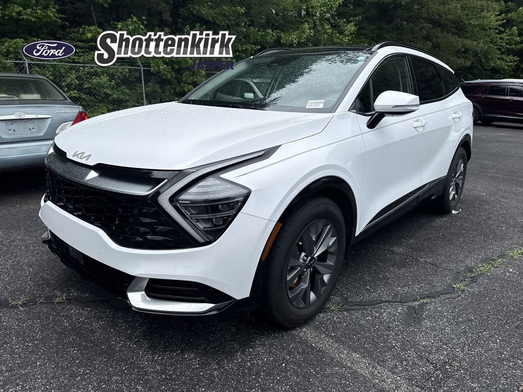 Glacial White Pearl 2024 Kia Sportage SUV / Crossover Front-Wheel Drive 8-Speed Automatic