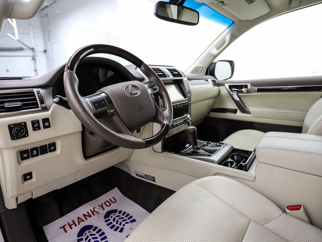 2014 Lexus GX 460 Luxury 10