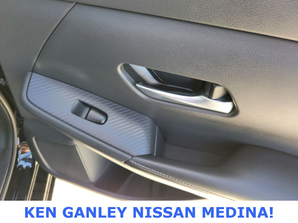 2023 Nissan Sentra SV photo