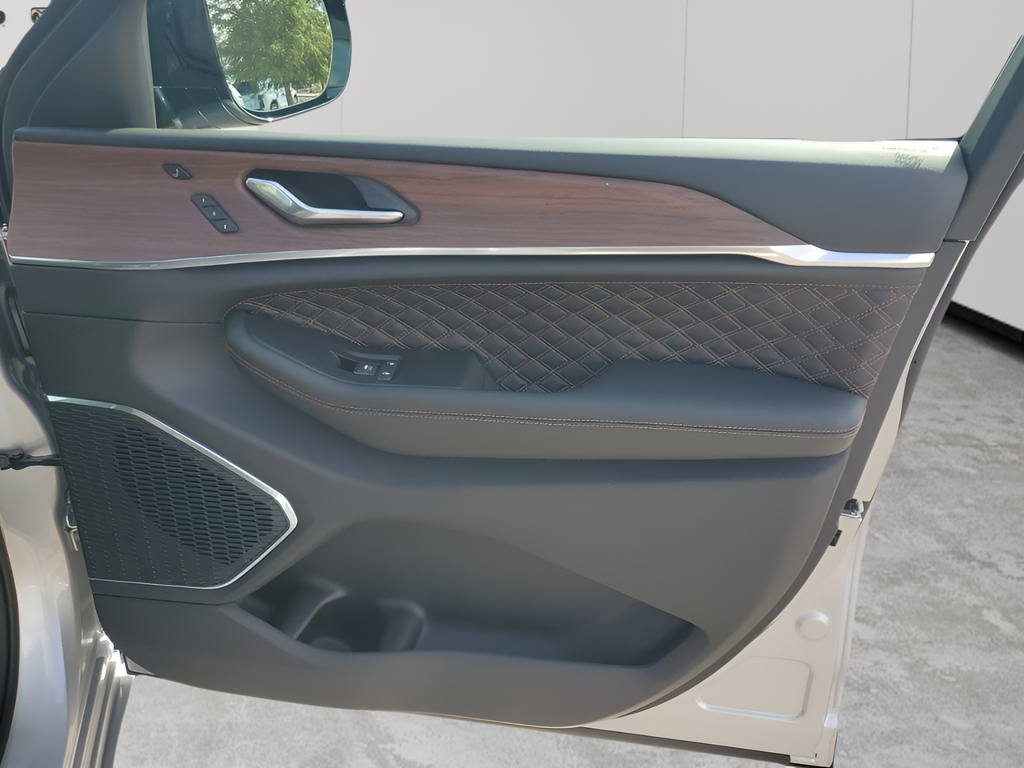 New Car 2025 Jeep Grand Cherokee L  Summit For Sale Under $70,000 In Austin, Texas