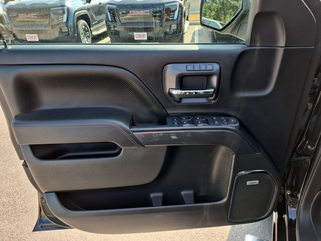 Used 2015 Black GMC SLT image 20