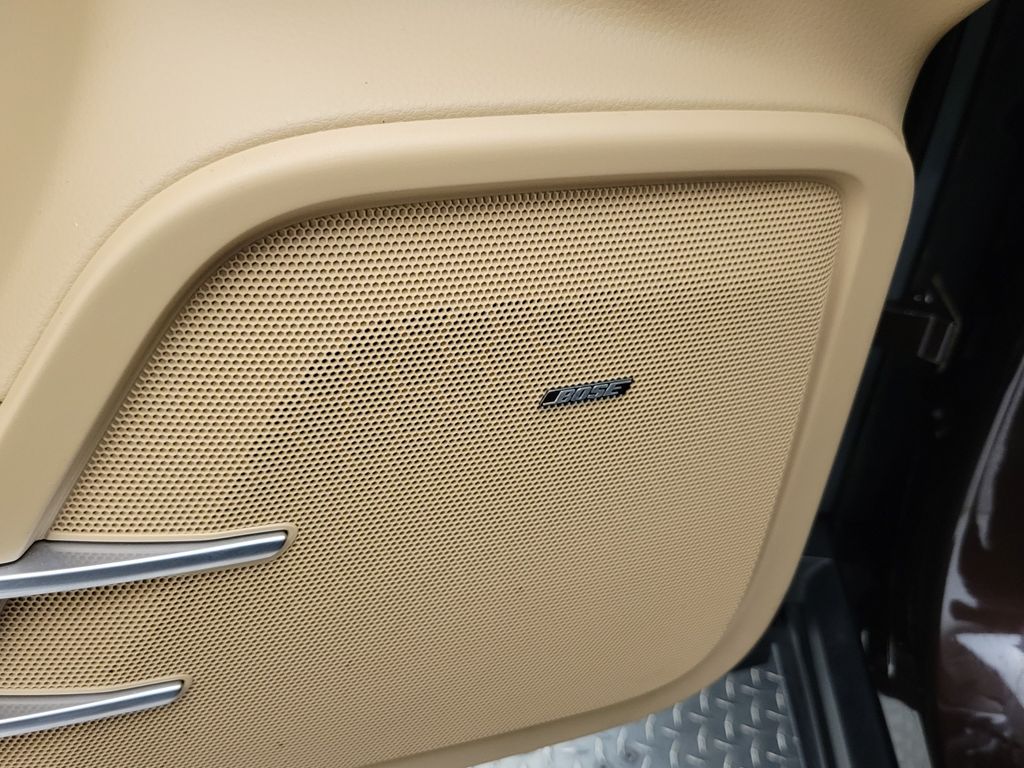 Thumbnail: 2017 Porsche Cayenne - 32