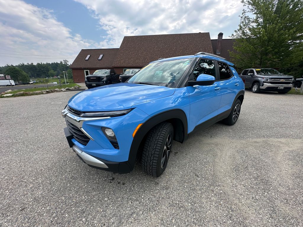Fountain Blue 2024 Chevrolet Trailblazer SUV / Crossover Four-Wheel Drive 9-Speed Automatic