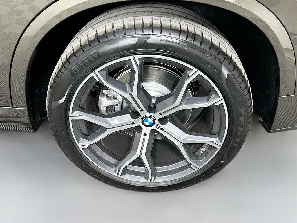 Thumbnail: 2026 BMW X5 - 23