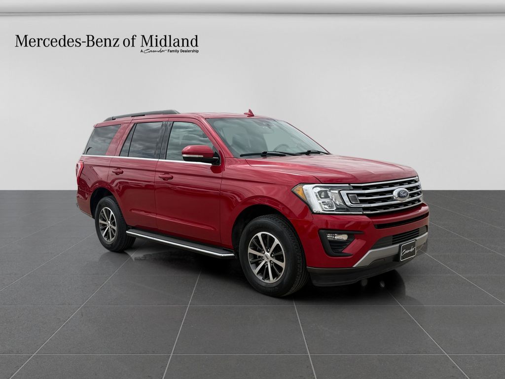 Rapid Red Metallic Tinted Clearcoat 2021 Ford Expedition XLT RWD SUV / Crossover 4X2 Automatic