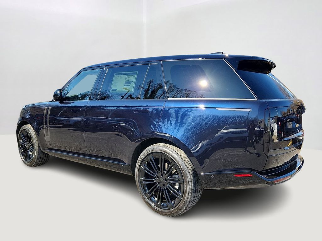 Thumbnail: 2026 Land Rover Range Rover - 4