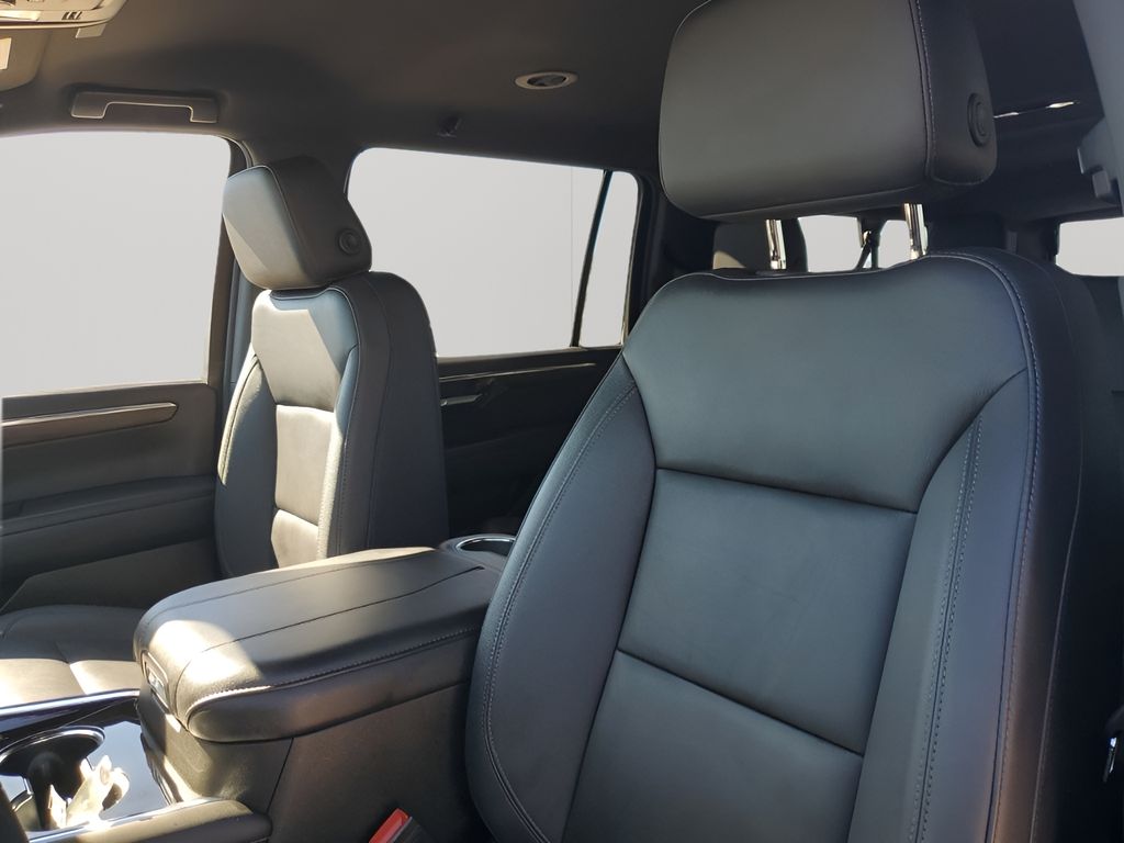 Used Car 2025 Chevrolet Suburban  Z71 For Sale Under $70,000 In Austin, Texas