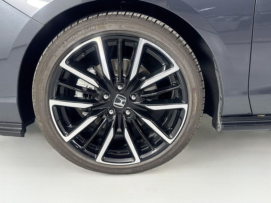 Used Car 2025 Honda Accord Hybrid  Touring For Sale Under $35,000 In Austin, Texas