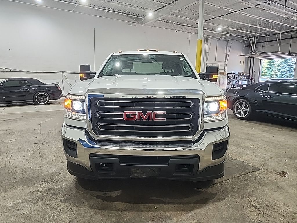2019 GMC Sierra 4WD Crew Cab Long Box's photo