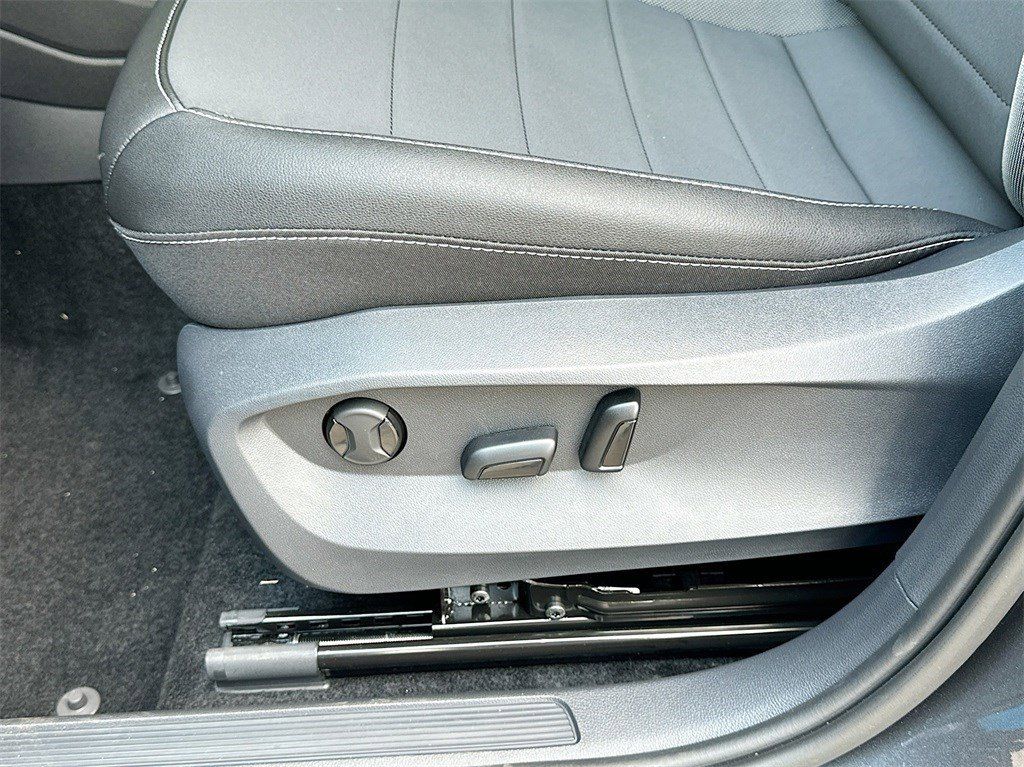 New 2024 Gray Volkswagen 1.5T SE image 20