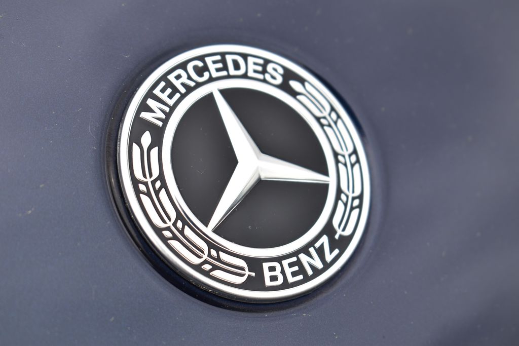 2023 Mercedes-Benz GLC 300 10