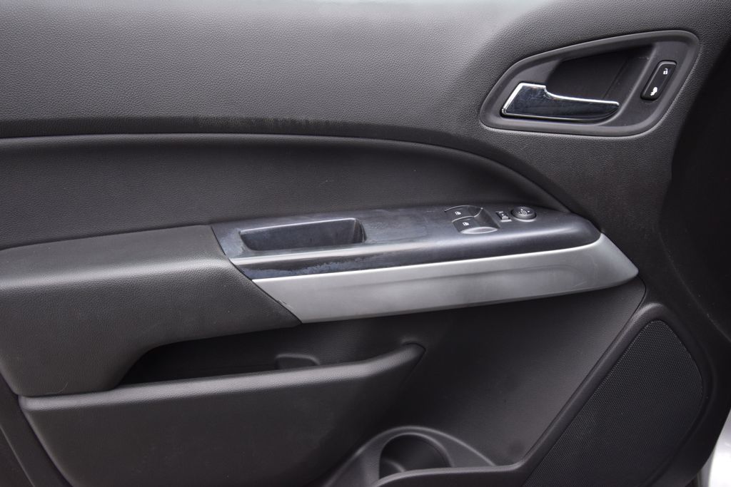 used 2015 Chevrolet Colorado car, priced at $17,000