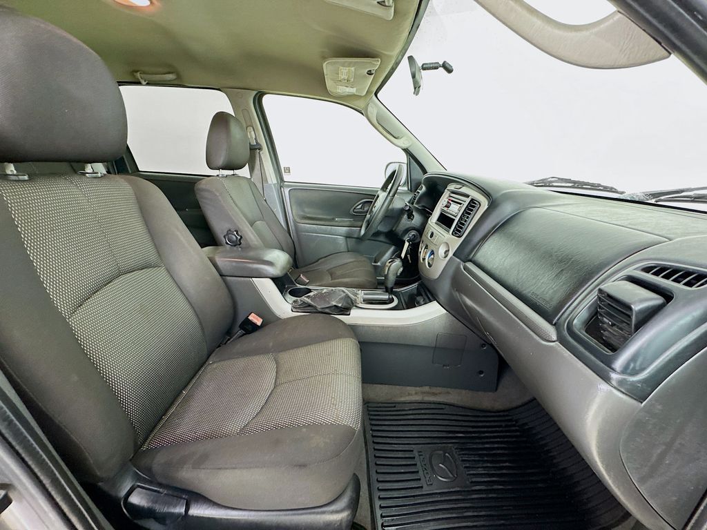 Used Car 2005 Mazda Tribute  S For Sale Under $10,000 In Austin, Texas