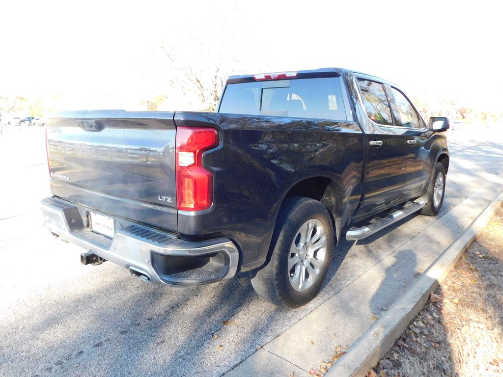 2024 Chevrolet Silverado 1500 LTZ 4