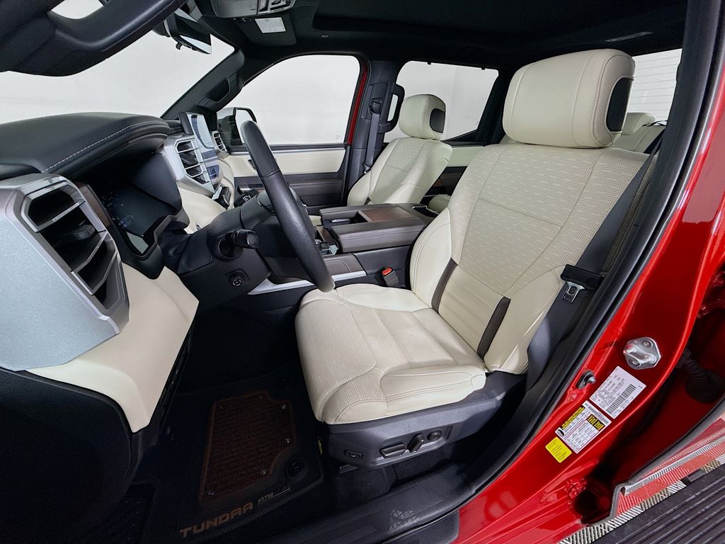 Thumbnail: 2024 Toyota Tundra - 22