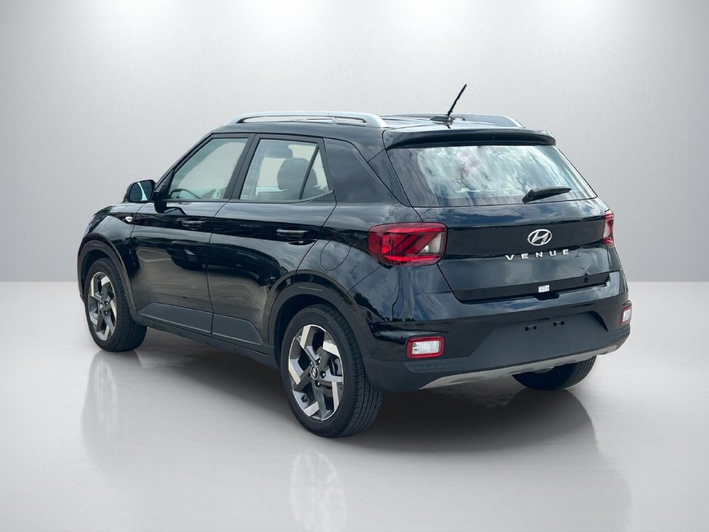 Used 2025 Hyundai Venue SUV