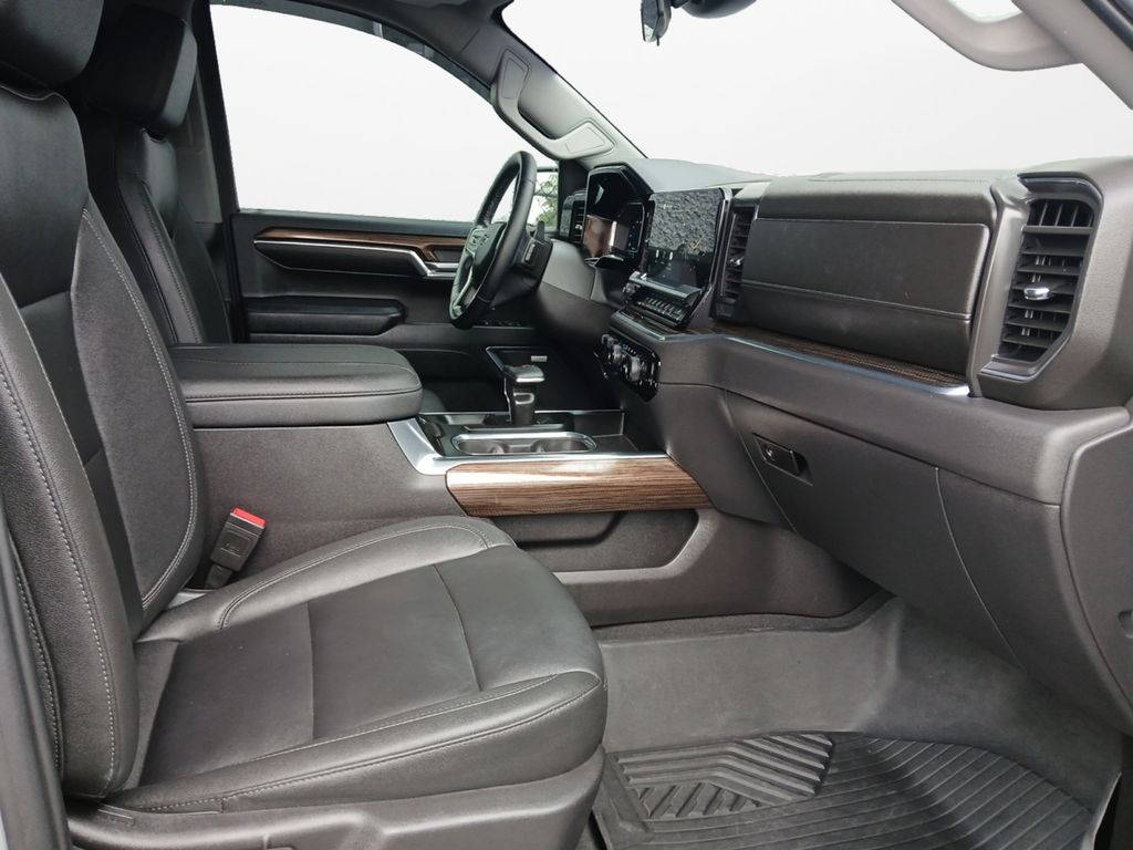 Used Car 2024 Chevrolet Silverado 1500  Lt Trail Boss For Sale Under $60,000 In Austin, Texas