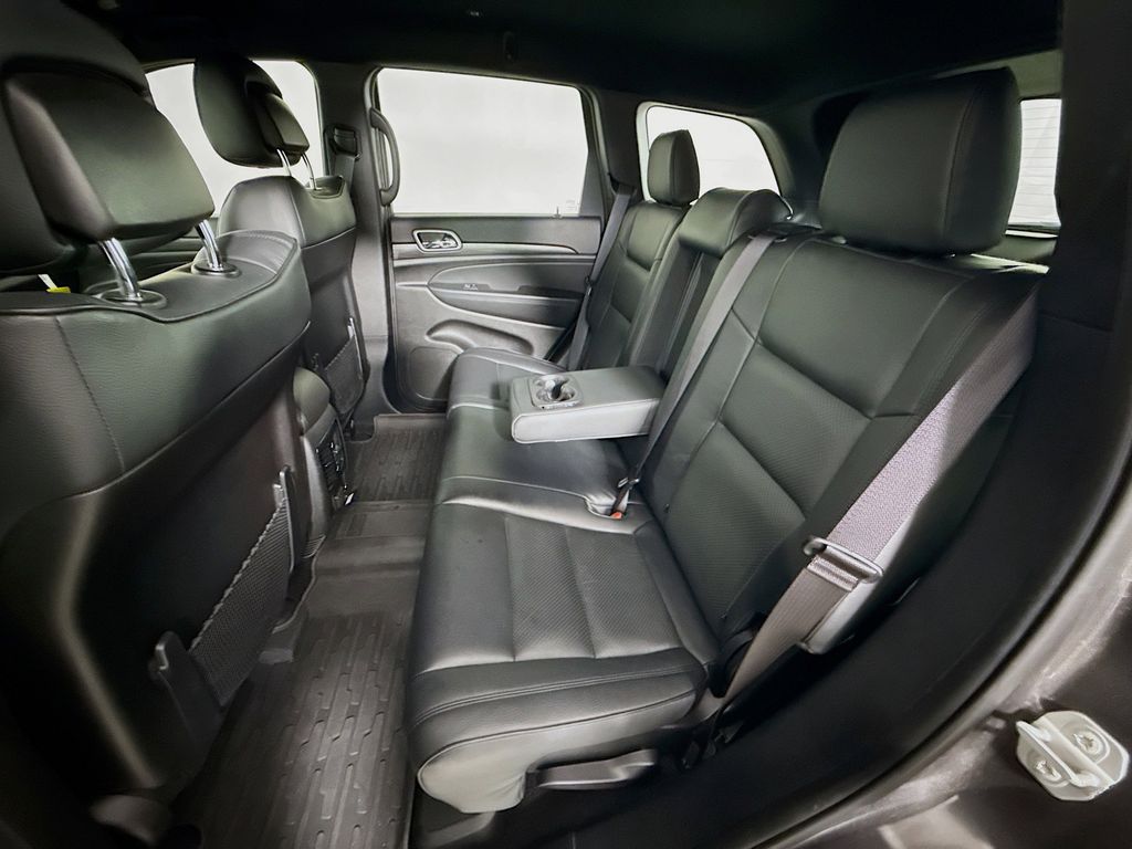 Thumbnail: 2021 Jeep Grand Cherokee - 23