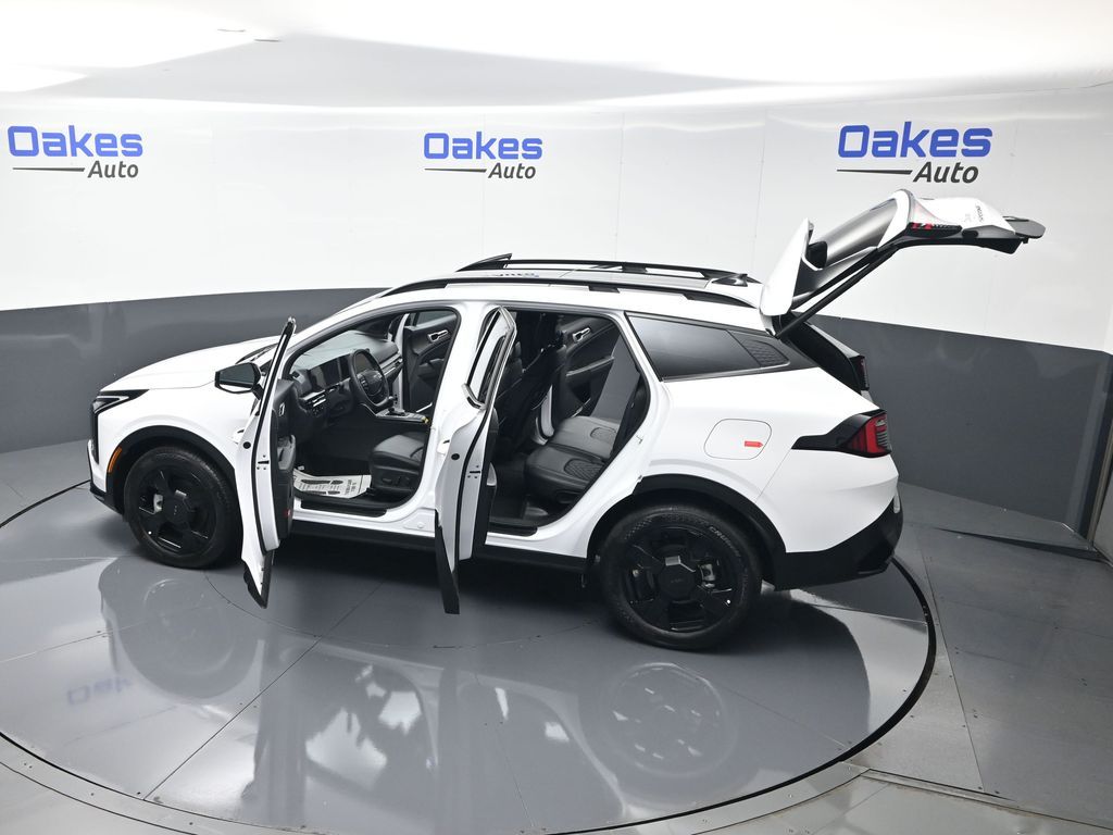 2026 Glacial White Pearl Kia Sportage X-Line AWD SUV
