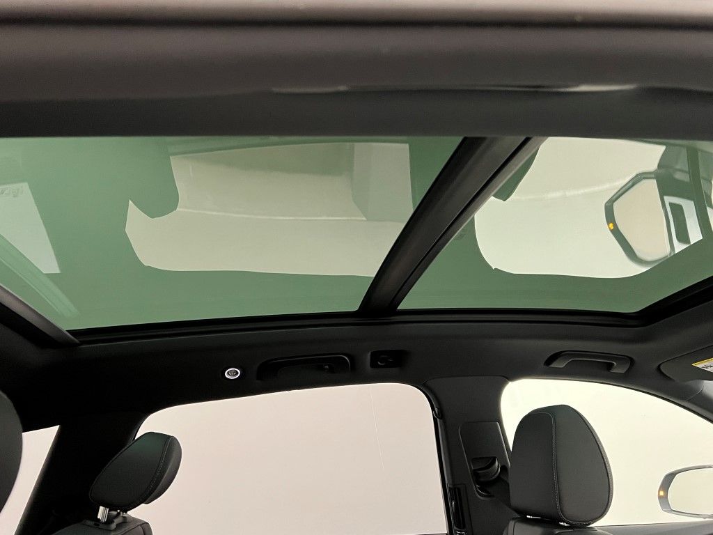 Thumbnail: 2026 Audi Q7 - 20