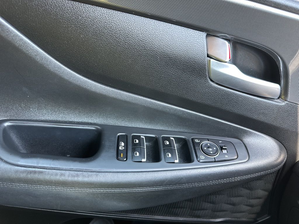 2022 Hyundai Santa Fe SE 17