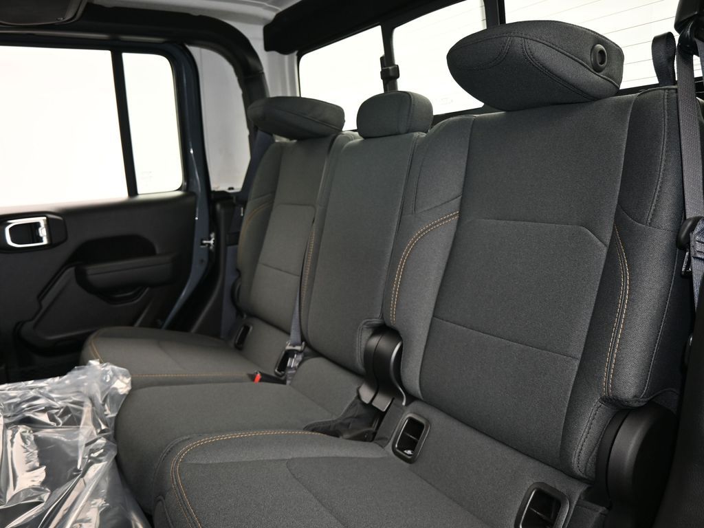 New 2026 anvil clearcoat Jeep Sport image 27