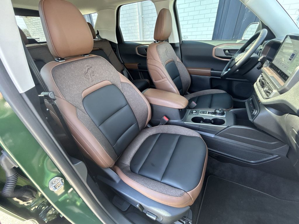 New 2025 Eruption Green Metallic Ford Outer Banks® image 27