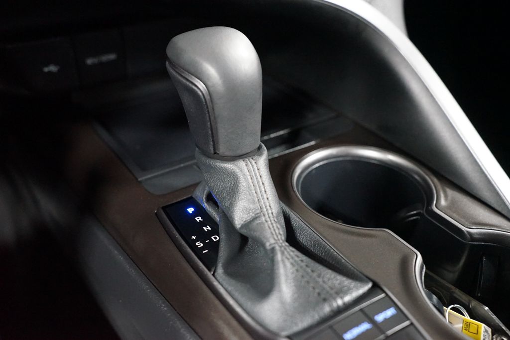 Thumbnail: 2024 Toyota Camry - 21