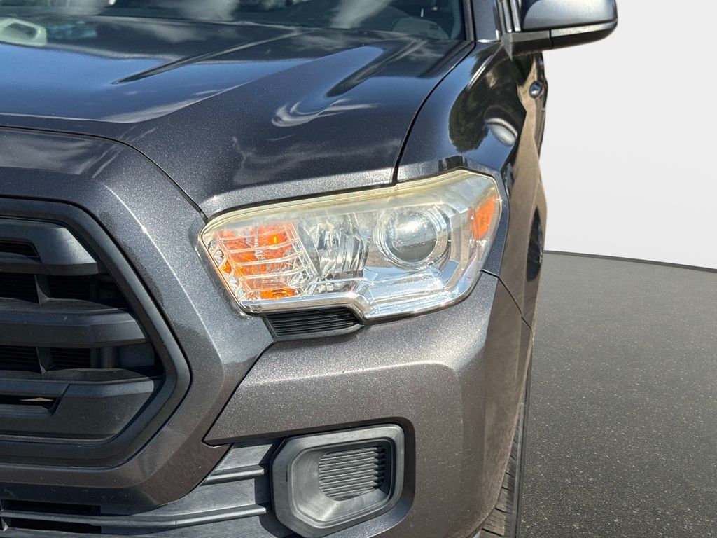 Used 2016 Toyota Tacoma Truck