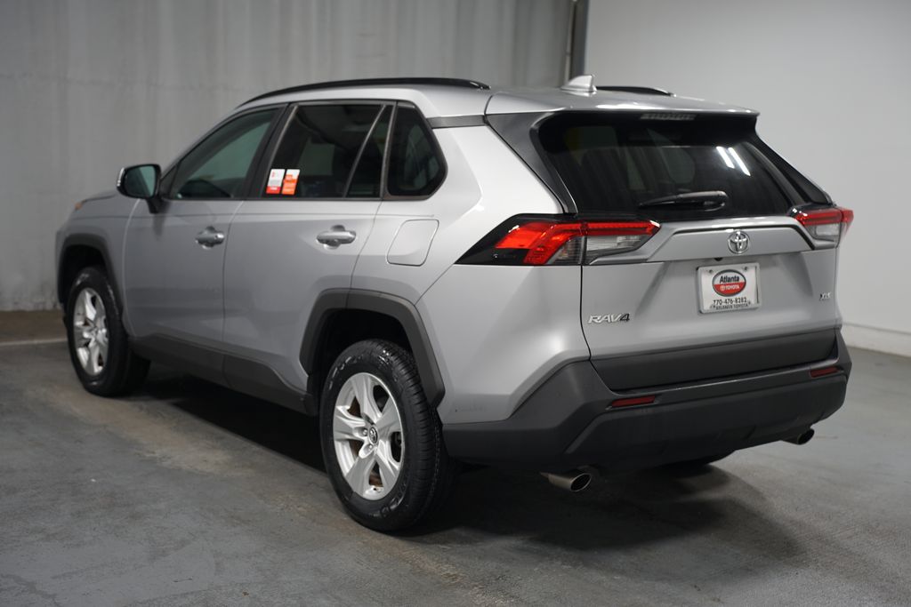 2019 Toyota RAV4 XLE 6