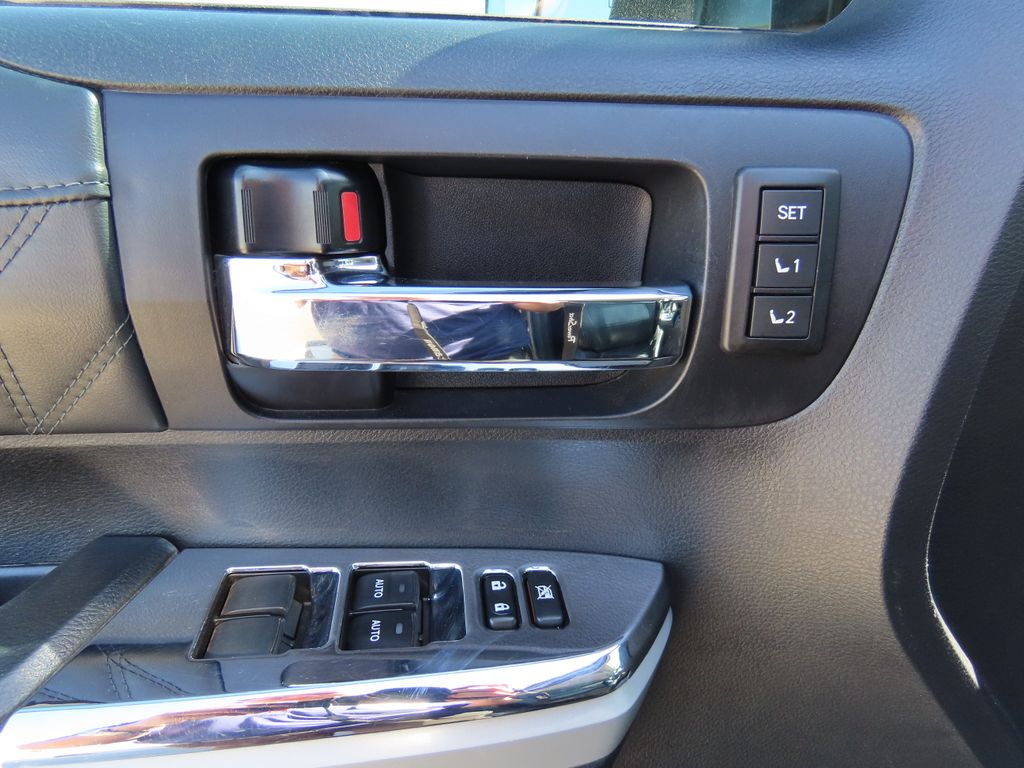2021 Toyota Tundra Platinum 22
