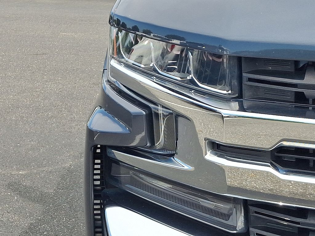 Thumbnail: 2020 Chevrolet Silverado 1500 - 9