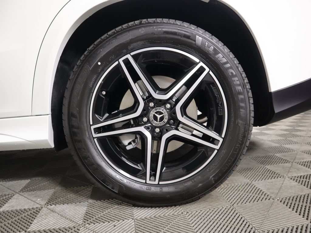 Thumbnail: 2026 Mercedes-Benz GLE - 32