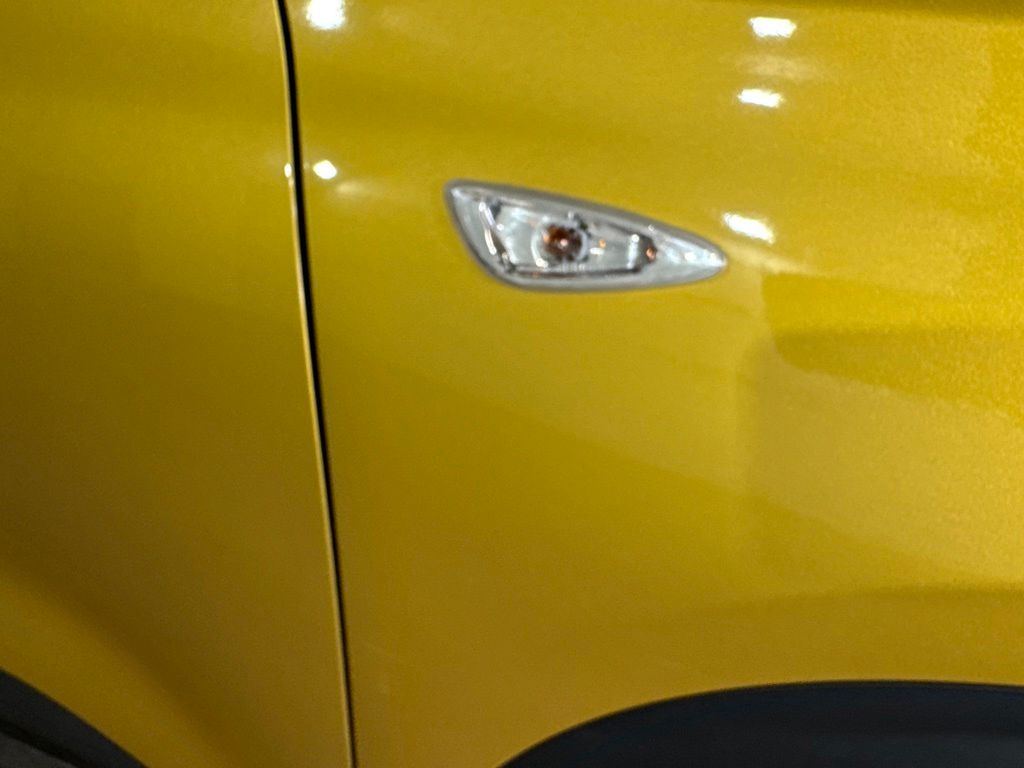 Thumbnail: 2022 Kia Seltos - 8