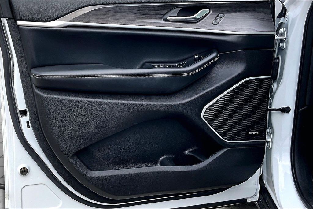 2022 Jeep Grand Cherokee L Limited White at Traditions Chevrolet