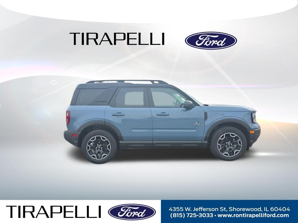 Certified Used 2025 Gray Ford Outer Banks image 8