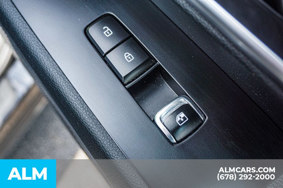 Used 2025 Black Kia S image 56