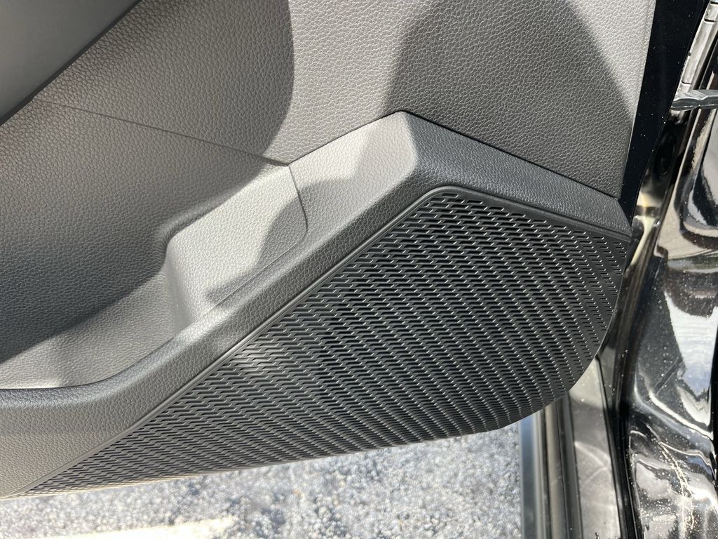 new 2025 Honda Accord Hybrid car, priced at $33,456