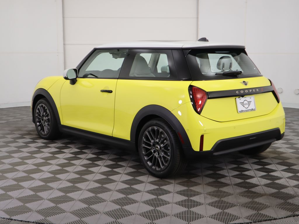 2025 MINI Cooper S 7