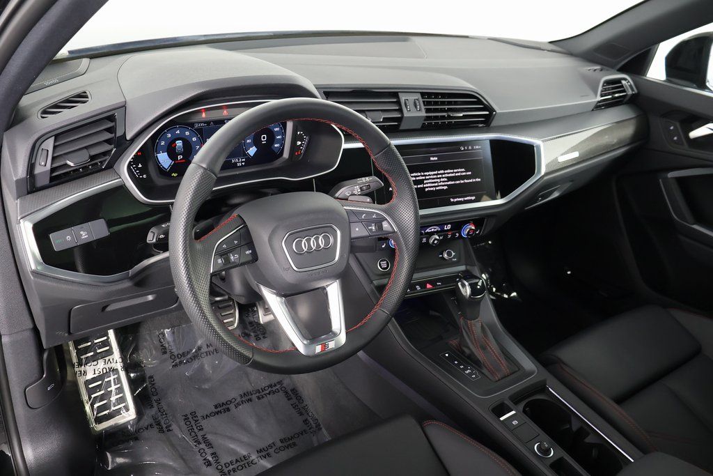 Thumbnail: 2025 Audi Q3 - 7