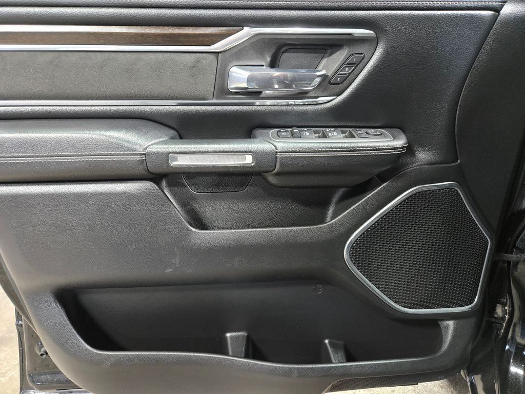 2022 RAM Ram 1500 Pickup Laramie - Photo 8