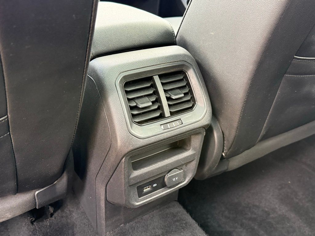 Used 2020 Silver Volkswagen 2.0T SEL image 21