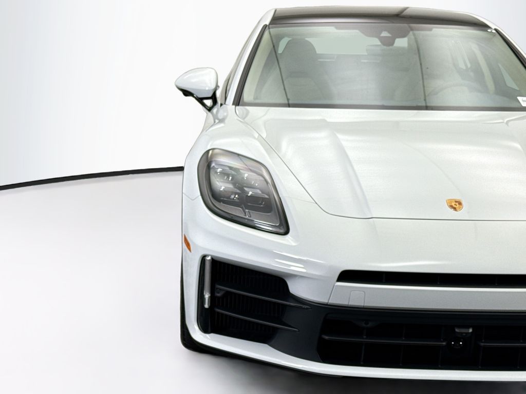Thumbnail: 2026 Porsche Panamera - 12