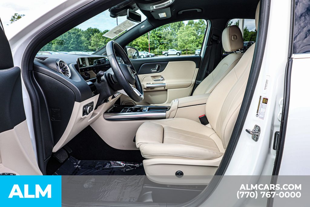 Used 2025 White Mercedes-Benz GLA 250 image 18