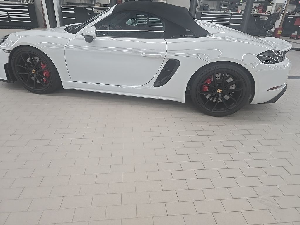 Certified Pre-Owned 2022 Porsche 718 Spyder Base 2D Convertible in