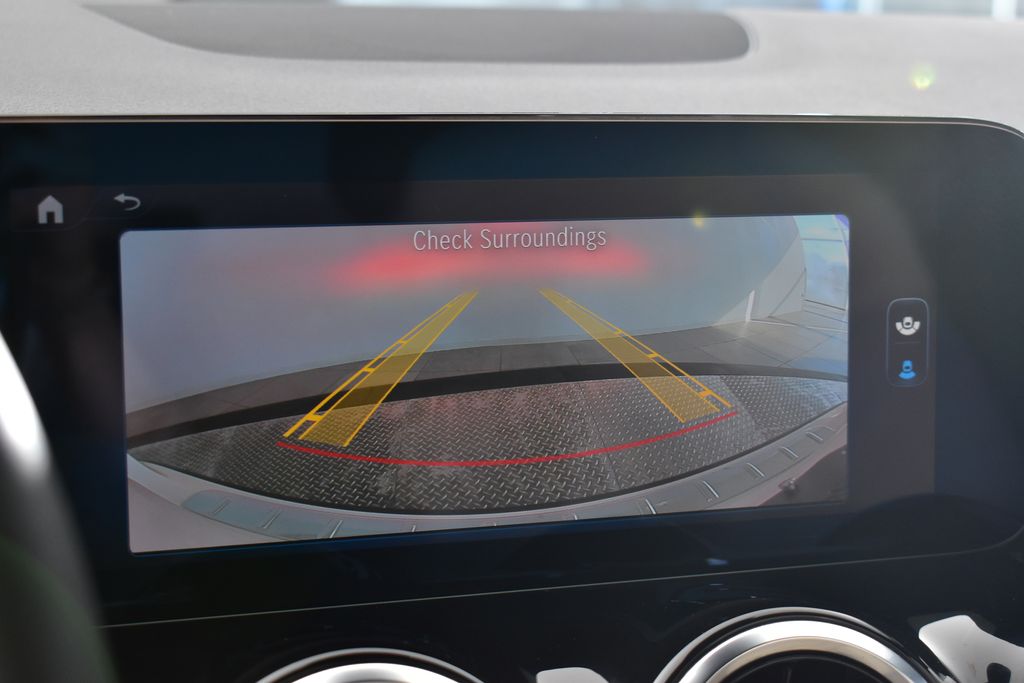 Thumbnail: 2025 Mercedes-Benz GLA - 19