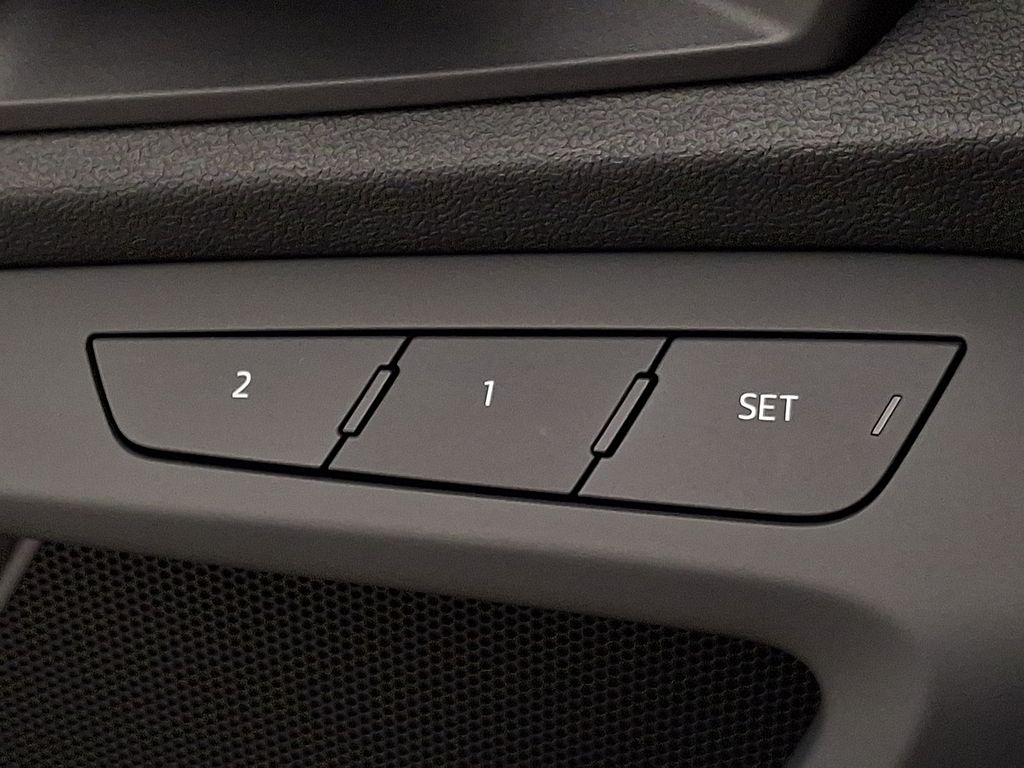 Thumbnail: 2024 Audi RS 3 - 25