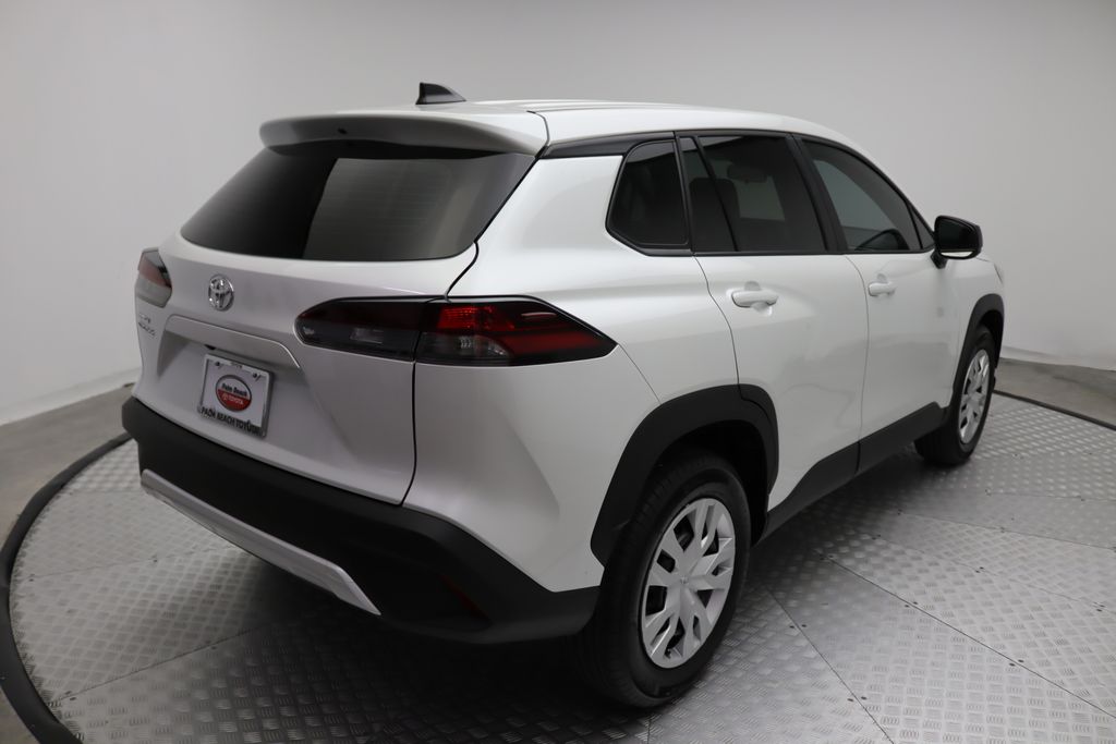 Thumbnail: 2026 Toyota Corolla Cross - 8