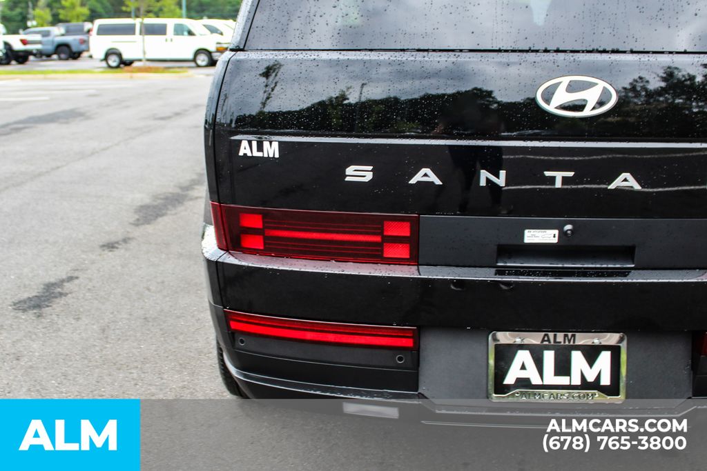 Used 2026 Black Hyundai SEL image 13
